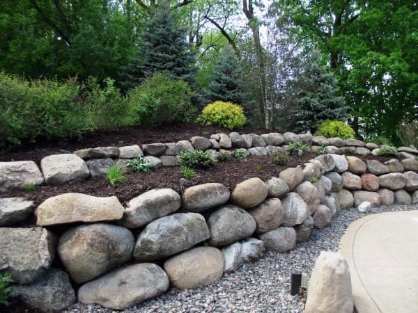 Natural Rock Retaining Wall Ideas: 7 Stunning Designs for Your Landscape - Image 3
